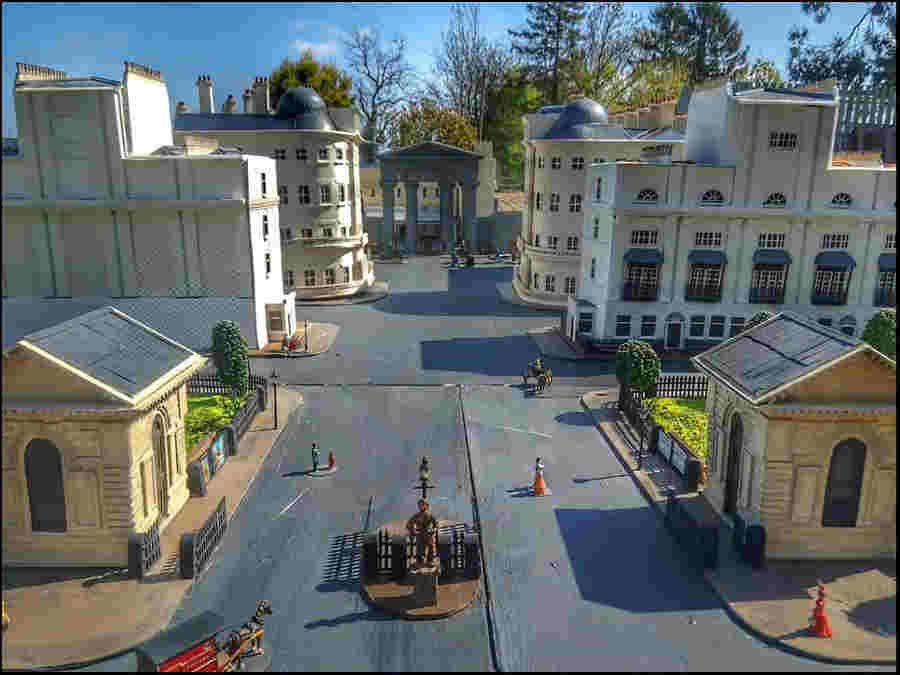 Full size photo for mobile